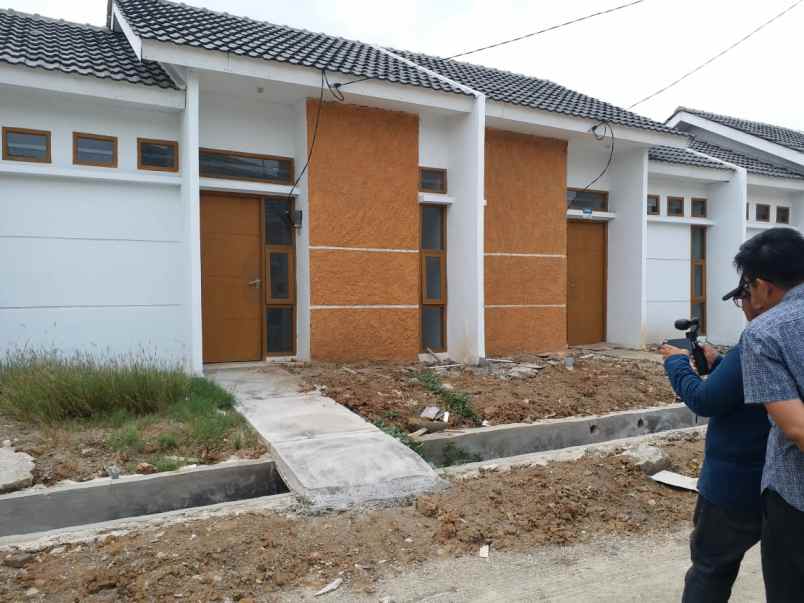 rumah jl desa sukamanah sukahurip