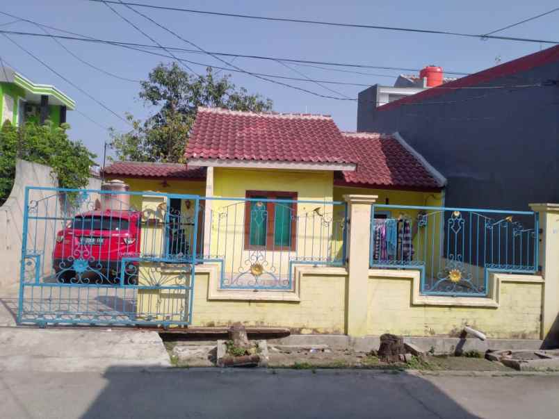 rumah jl raya marakash square