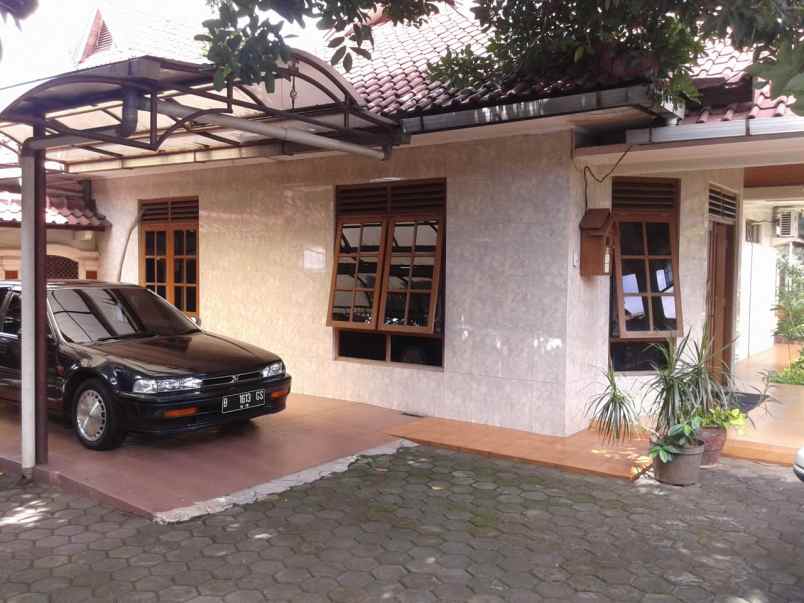 rumah jl wahab no 17 rt 03 09