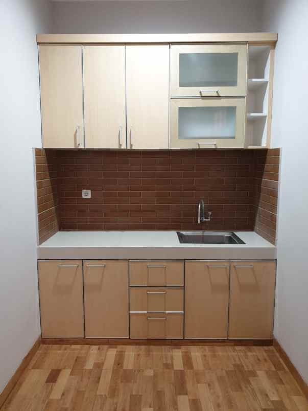 rumah jln bintaro utama