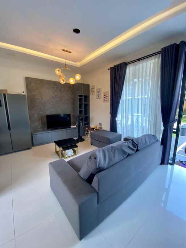 rumah jln diklat pemda duku