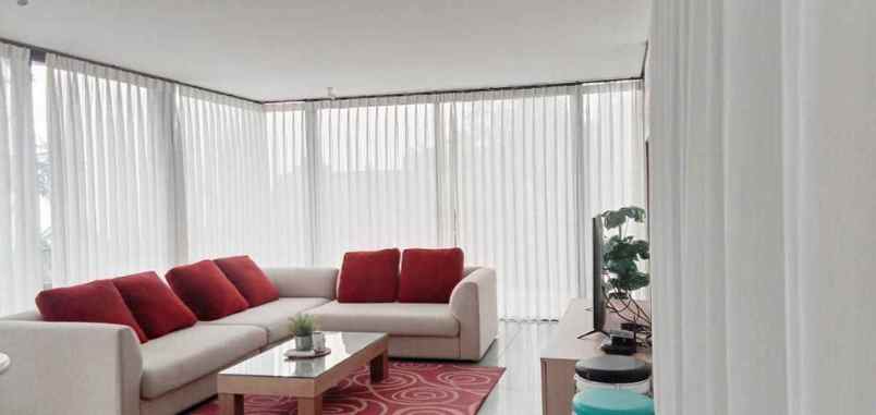 rumah jln pakar timur ciburial