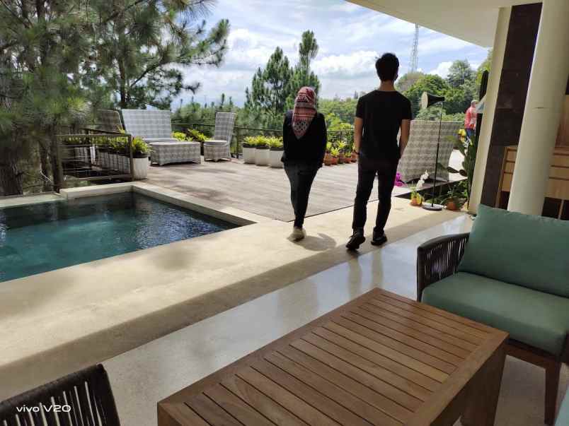 rumah jln pakar timur ciburial