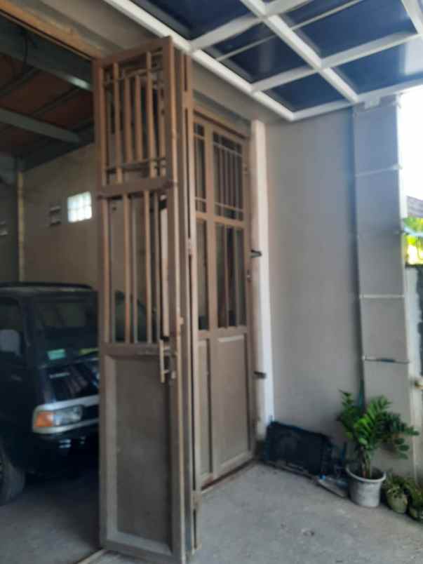 rumah kantor gudang di pedurungan
