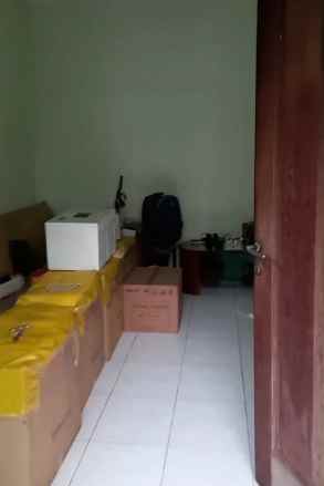 rumah klampis 2 lantai min 2 thn anti rayap