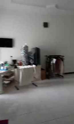 rumah klampis 2 lantai min 2 thn anti rayap