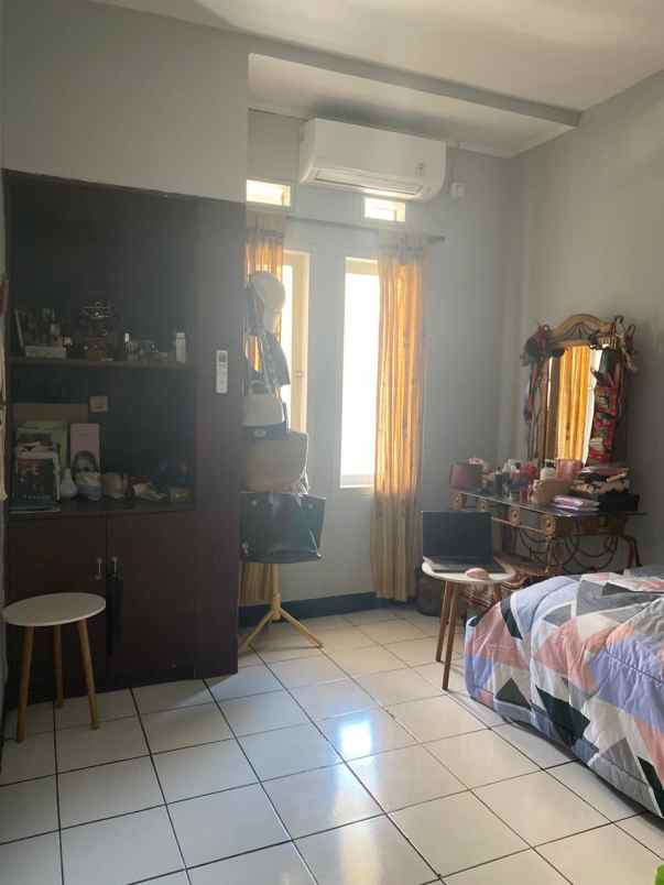 rumah komplek antapani kota bandung siap huni