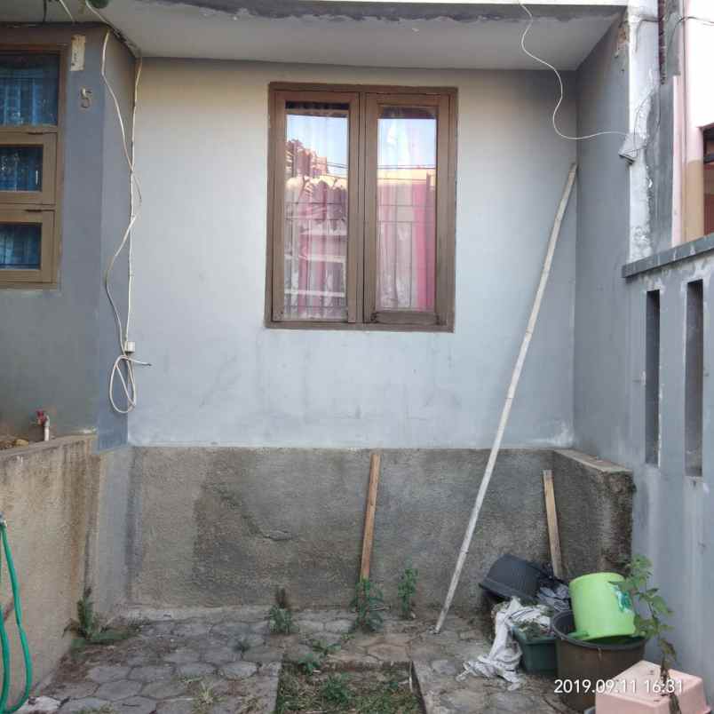 rumah komplek sariwangi polban setraduta pasteur