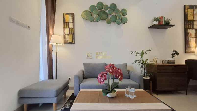 rumah kontemporer 2 lantai di ngaglik sleman