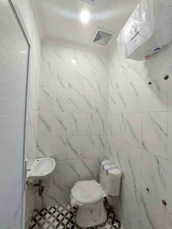 rumah kost siap huni full interior di suhat