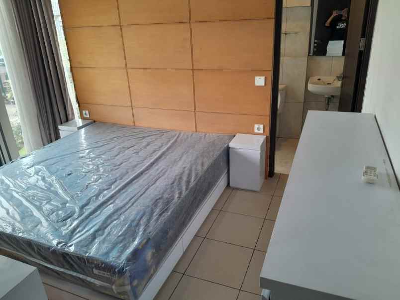 rumah kota baru parahyangan lokacitra