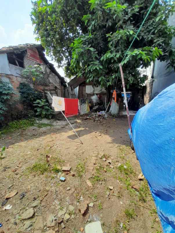 rumah lama hitung tanah di utan kayu jaktim