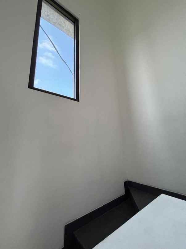 rumah lokasi premium 9 menit dari lrt harjamukti