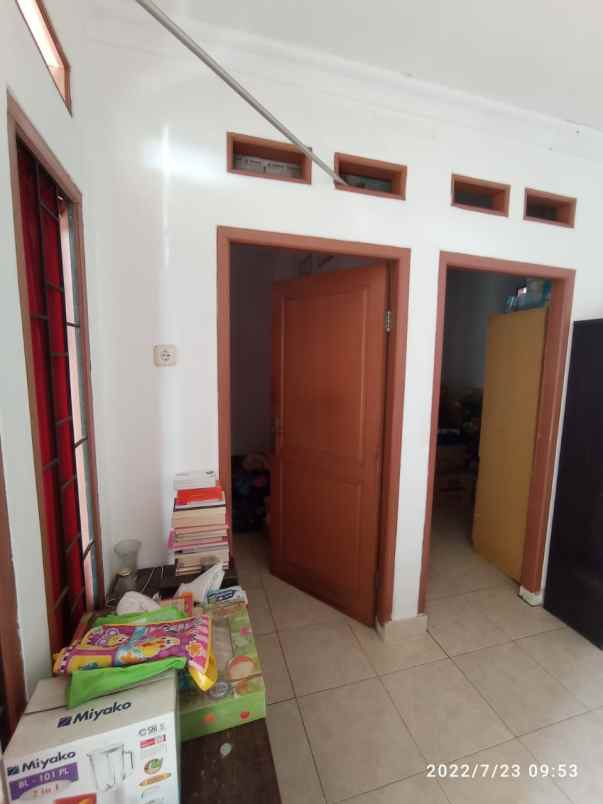 rumah lokasi strategis dekat bsd