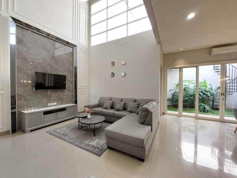 rumah luxury gress full furnish manyar surabaya timur