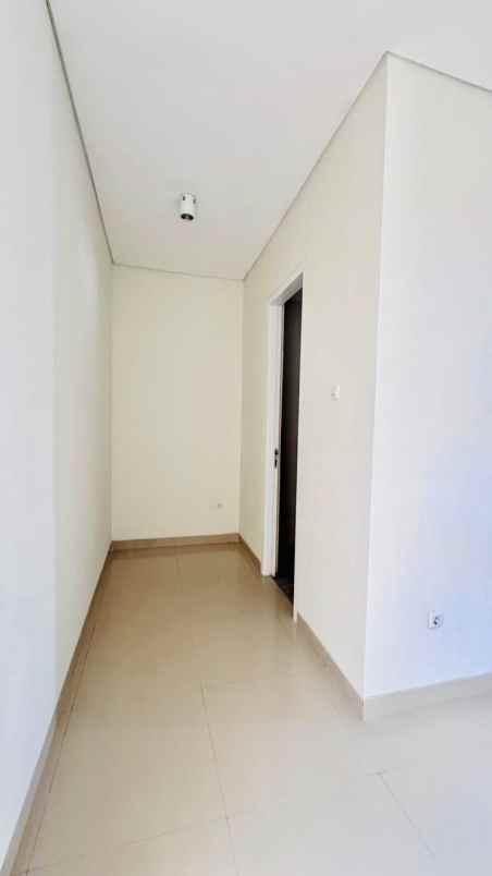 rumah manyar tirtoyoso selatan