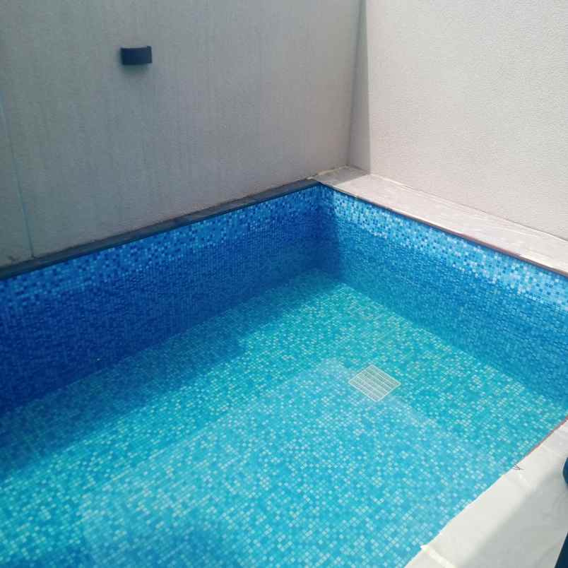 rumah mewah 2 lantai dengan rooftop di dago bandung