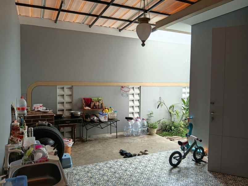 rumah mewah di podomoro park buah batu