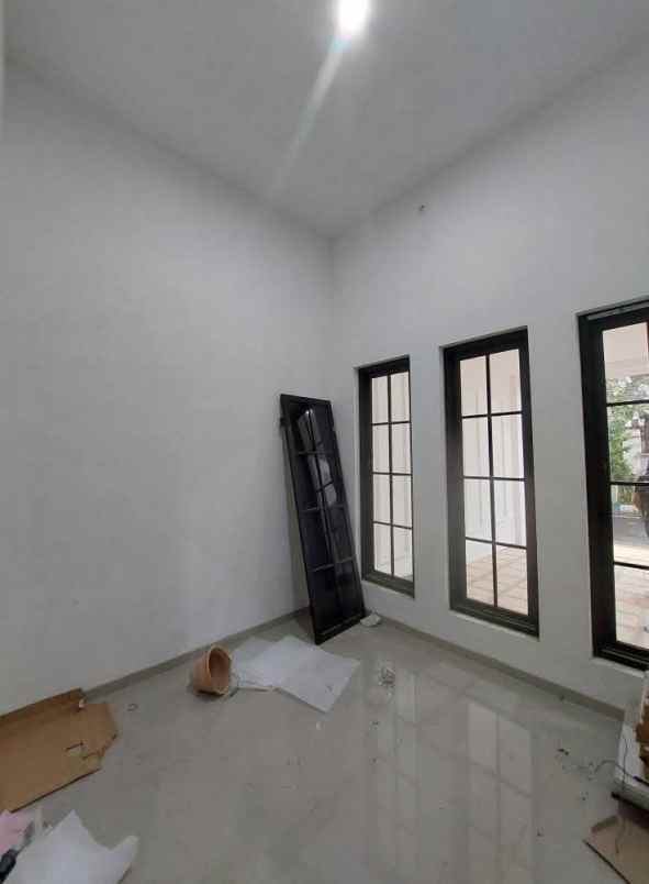 rumah mewah free kitchen set lokasi borobudur