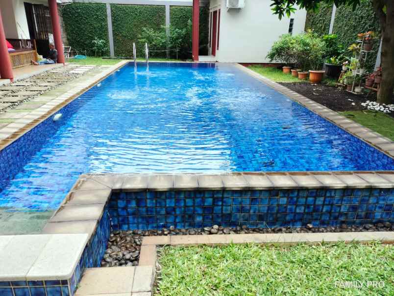 rumah mewah lahan luas di bintaro sektor 2