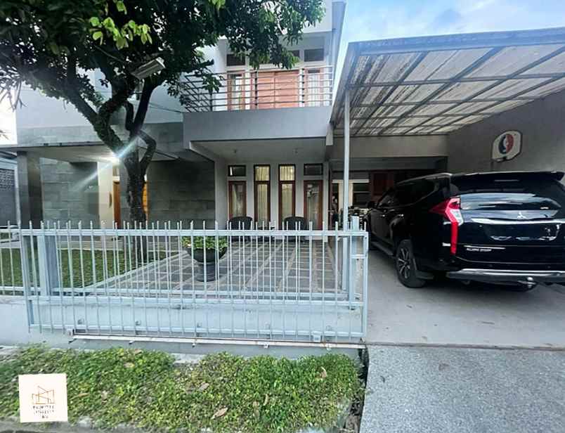 rumah moderen mewah furnish di arcamanik kota bandung