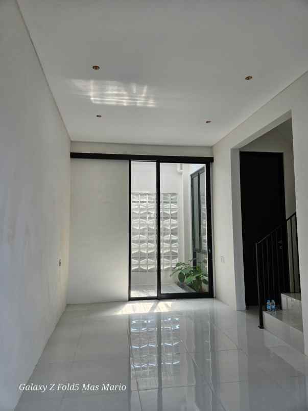 rumah modern minimalis lokasi perumahan cakalang