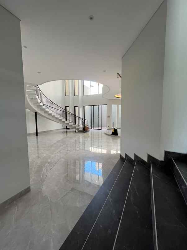 rumah murah citraland taman golf surabaya