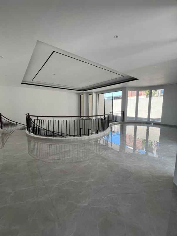 rumah murah citraland taman golf surabaya