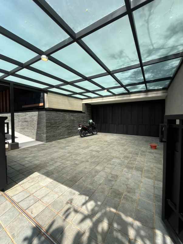 rumah murah citraland taman golf surabaya