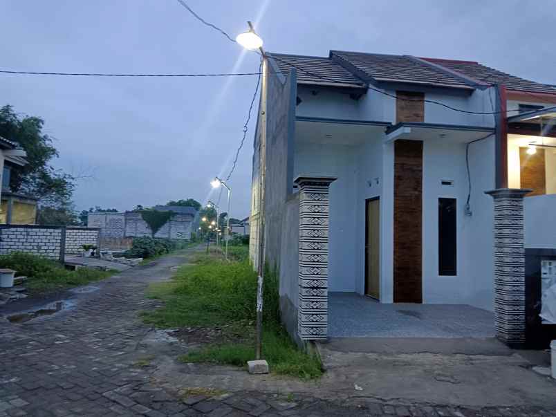 rumah murah dibatas kota surabaya barat