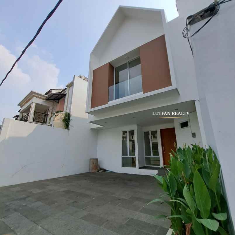 rumah pejaten barat skandinavian modern non cluster