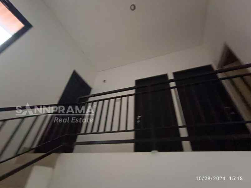 rumah scandinavia siap huni depok