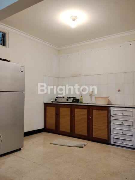 rumah second kertajaya indah timur row 3 mobil