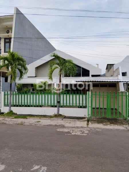 rumah second kertajaya indah timur row 3 mobil