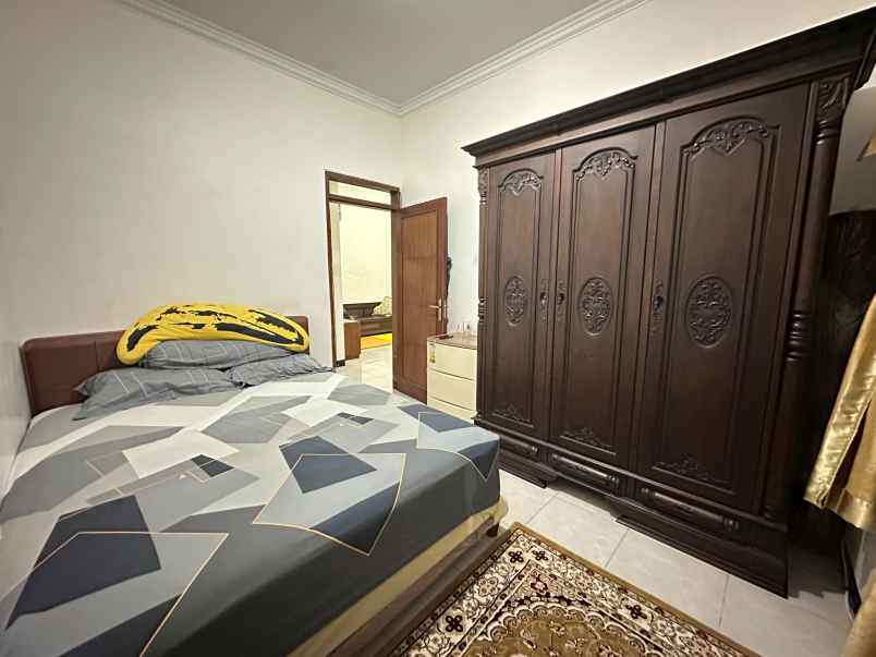 rumah siap huni 1 5 lantai dekat borma permana