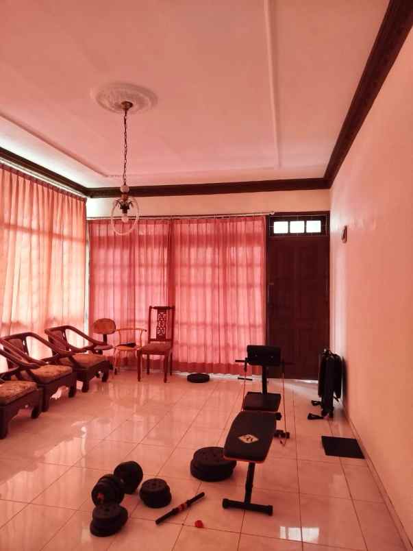 rumah siap huni cocok untuk kos di sawojajar