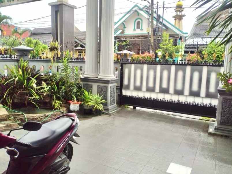 rumah siap huni cocok untuk kos di sawojajar