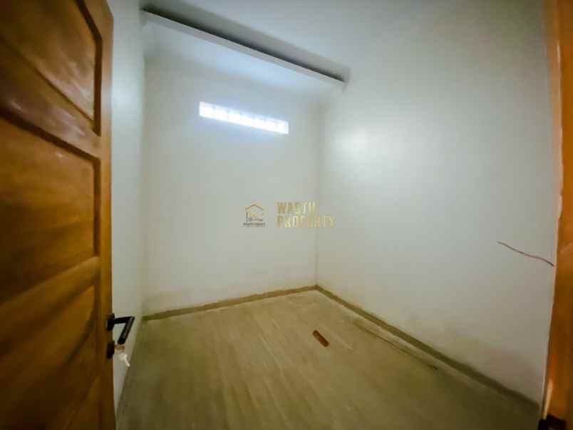 rumah siap huni dekat exit tol jogja solo di kalasan