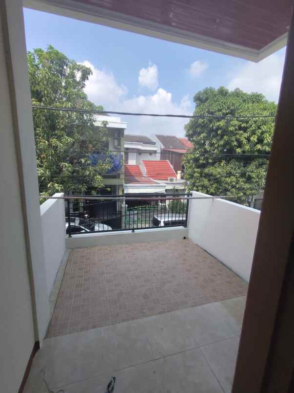 rumah siap huni di duta bumi 2 bekasi