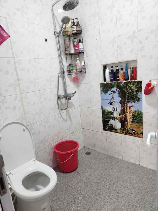 rumah taman surya jakarta barat kalideres