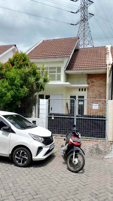 rumah taman wisata regency di gresik murah dibawah 1m