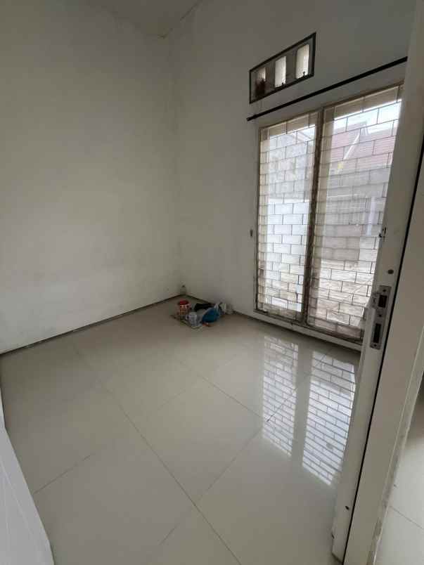 rumah taman wisata regency di gresik murah dibawah 1m