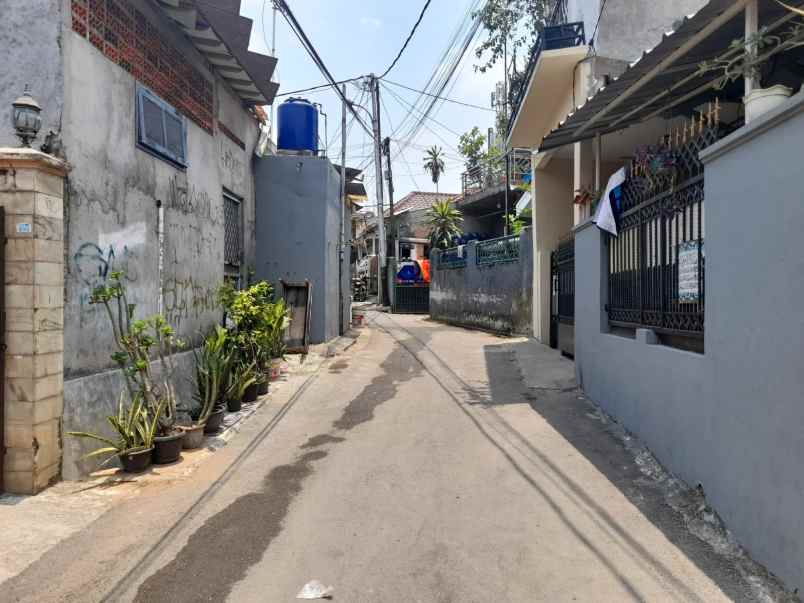 rumah terawat murah 620 jt an di tanjung barat jaksel
