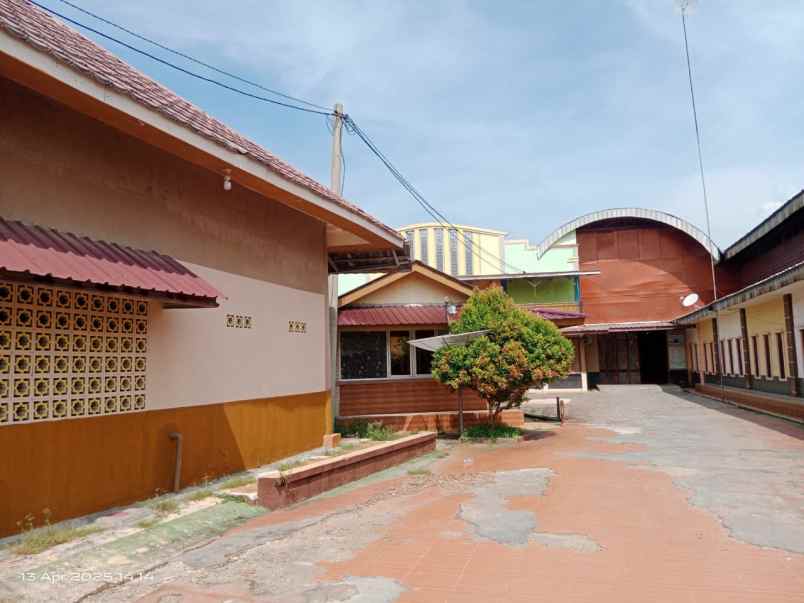 tanah dan bangunan di cilamaya wetan karawang