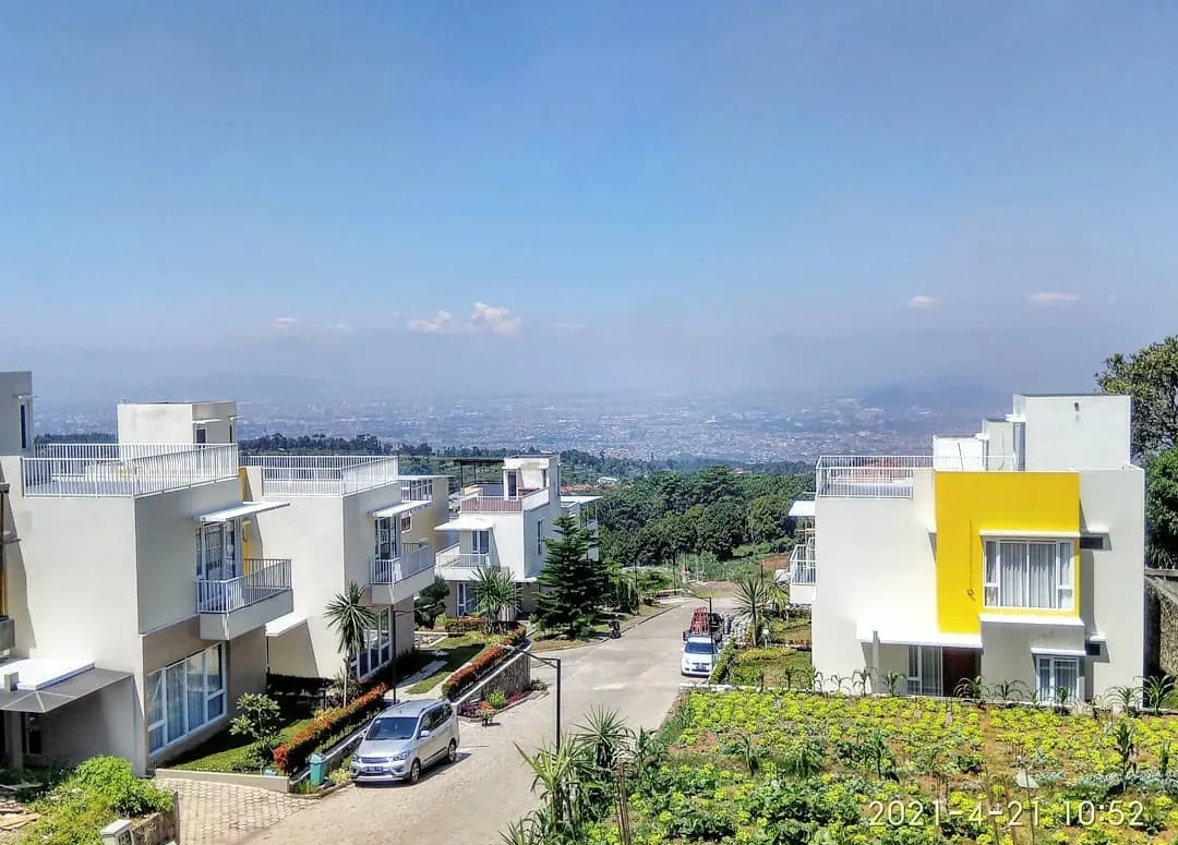 villa jl pasir halang no 33