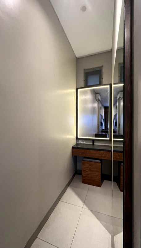 villa mewah di cisarua kabupaten bogor