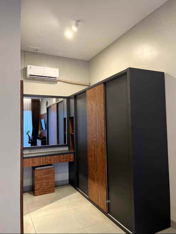 villa mewah di cisarua kabupaten bogor