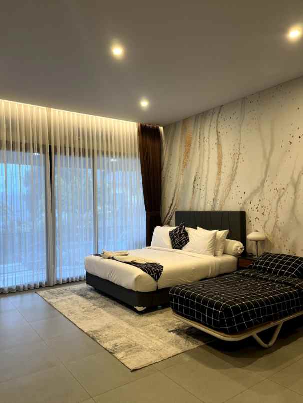 villa mewah di cisarua kabupaten bogor