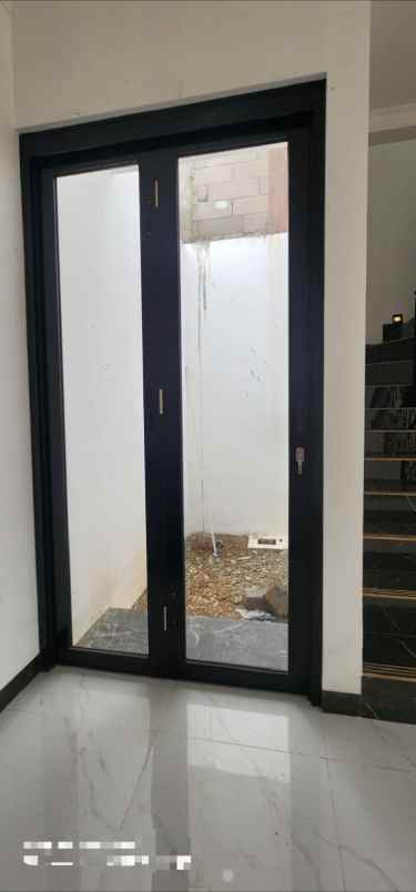 white orchid tanahbaru rumah mewah dekat jaksel