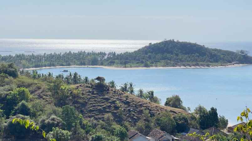 01 dijual tanah bukit di sekotong lombok